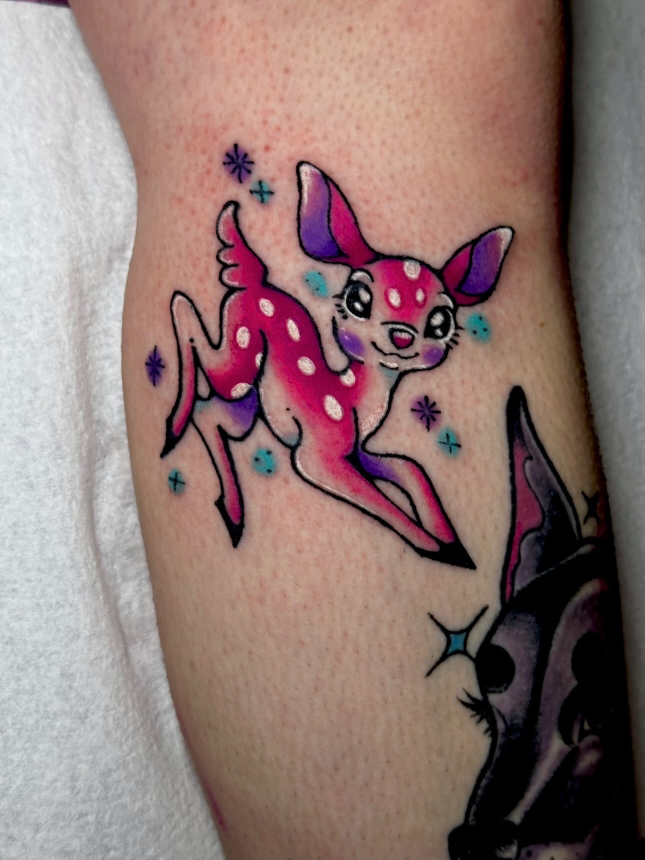Tattoo by @kelviratats — dotwork, new_school