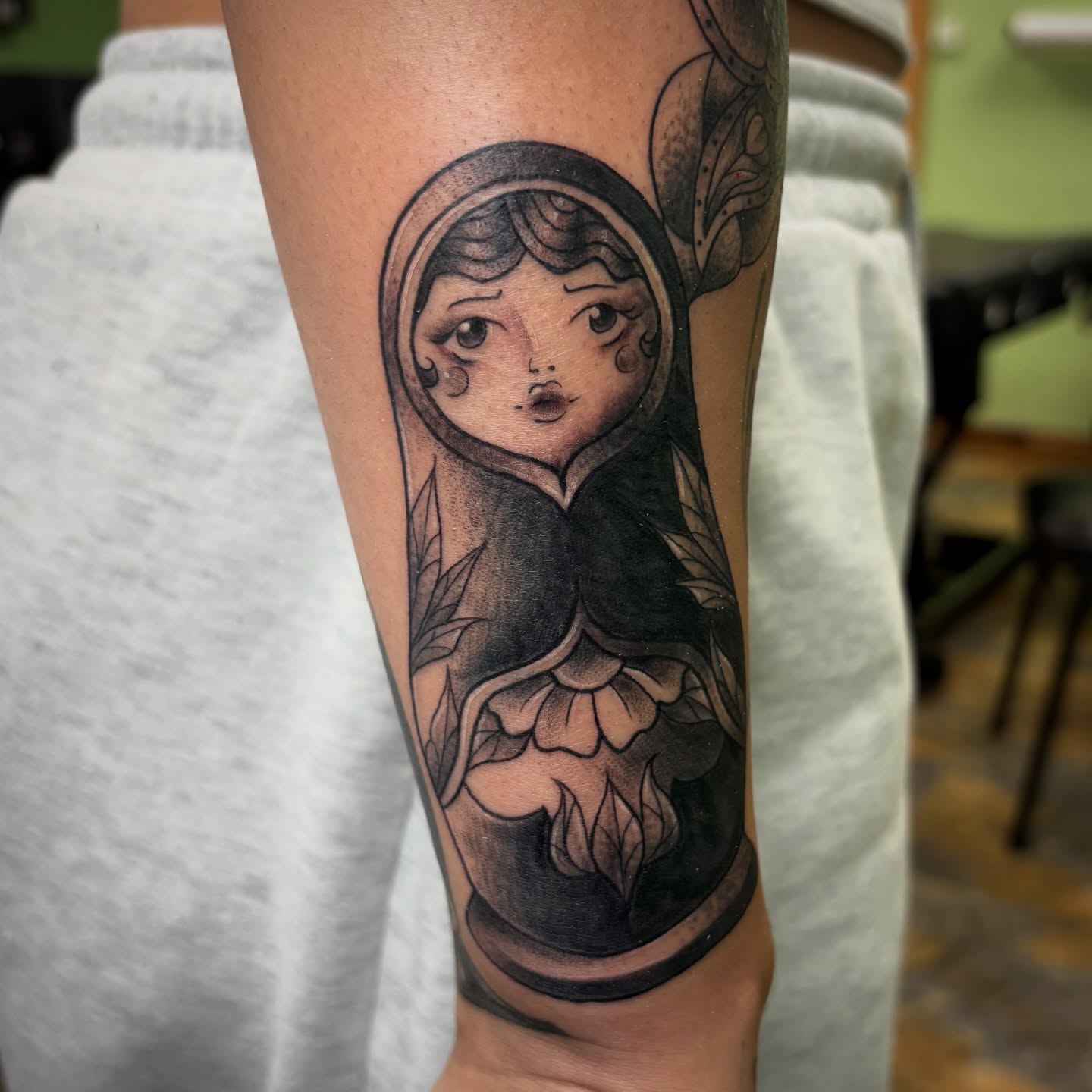 Tattoo by @aves_inks — black_and_grey