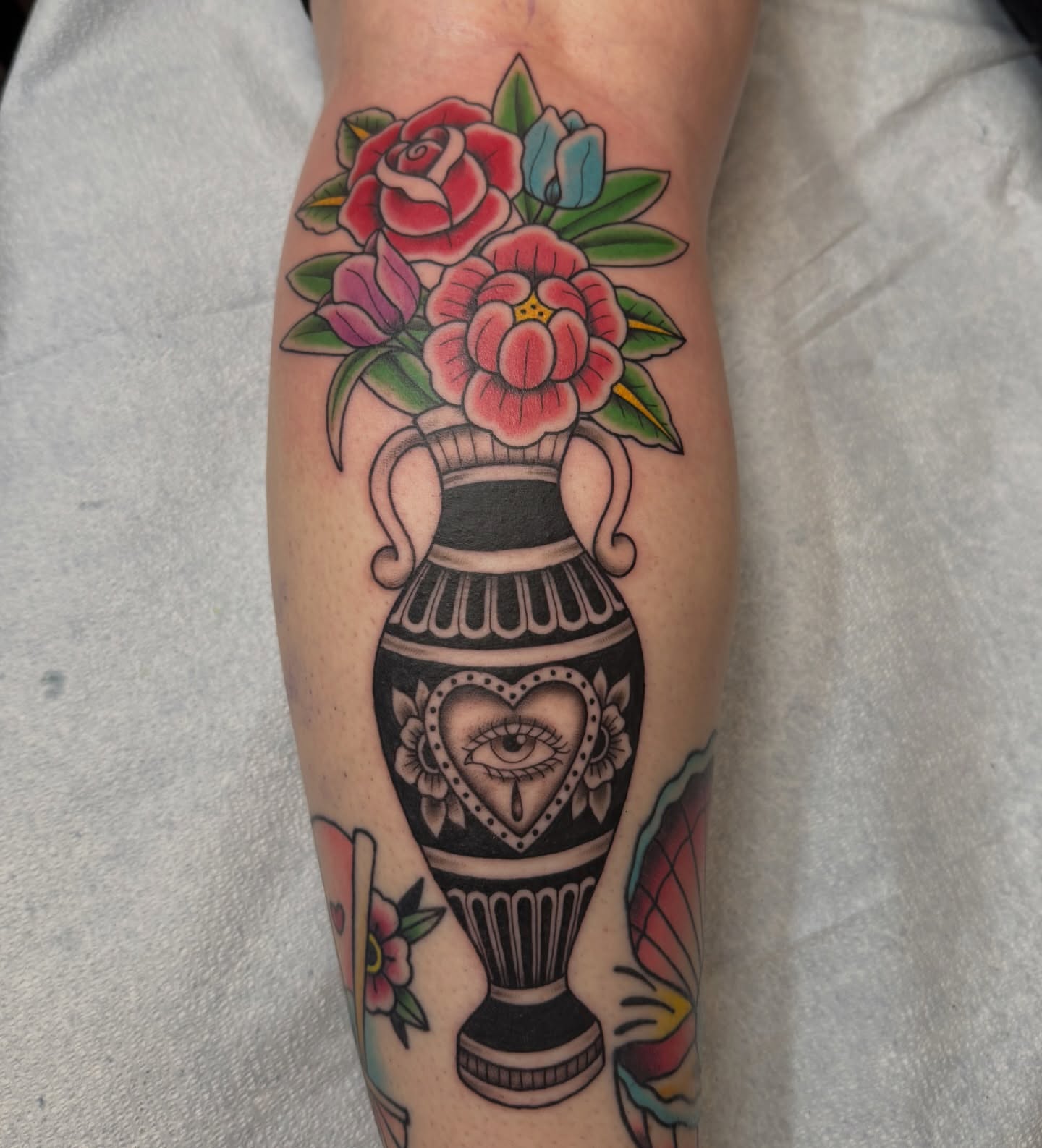 Tattoo by @todoroshetattoos โ american_traditional