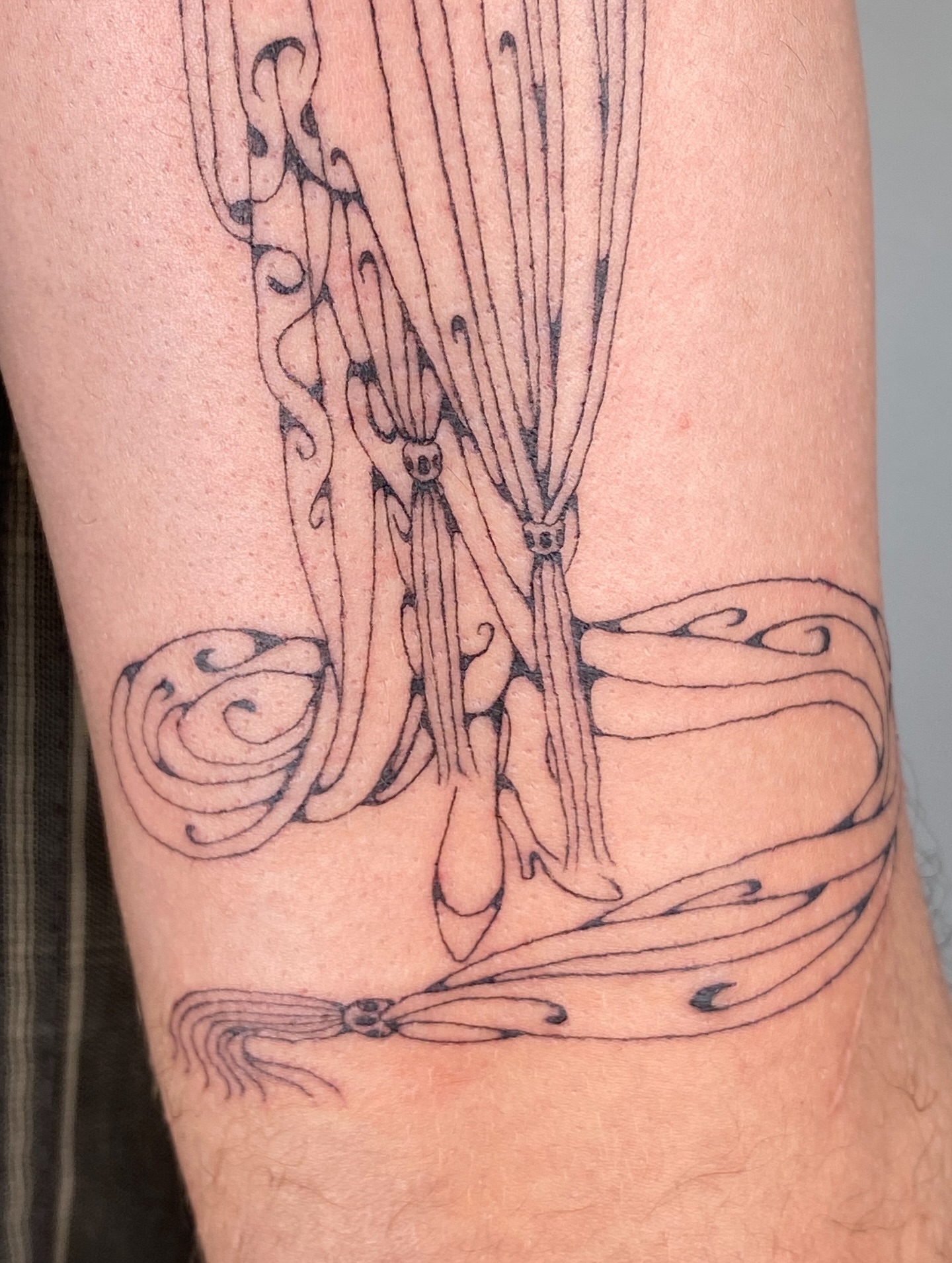 Octopus tentacles black and grey tattoo on the forearm by ๐ป๐๐๐๐๐๐๐ โงห*ยฐเฟ