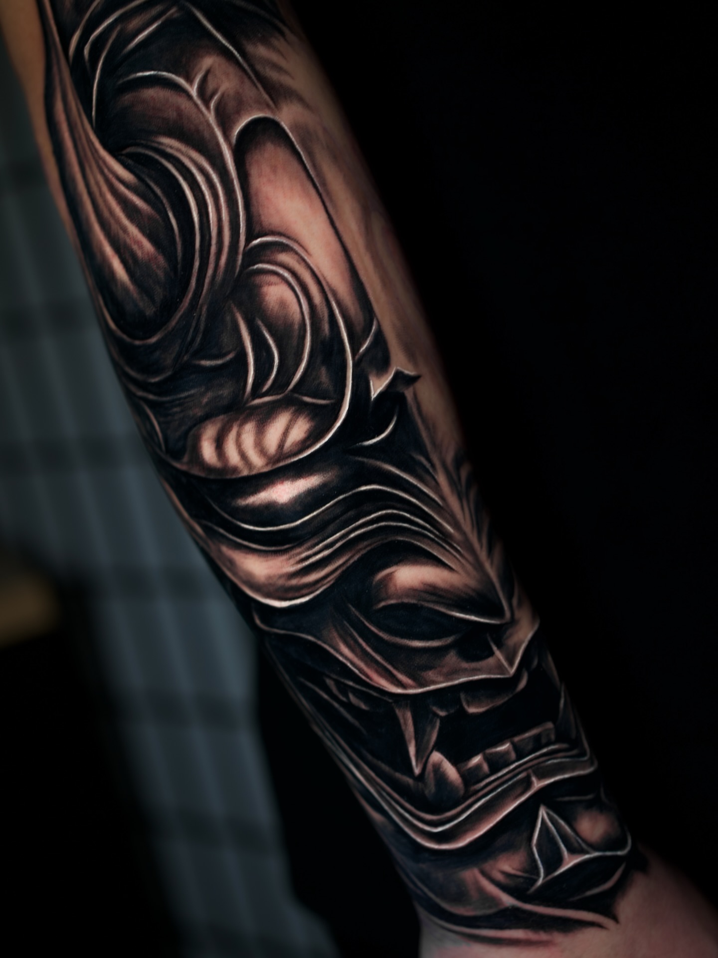 Skull realism tattoo on the forearm by Juan David Arias