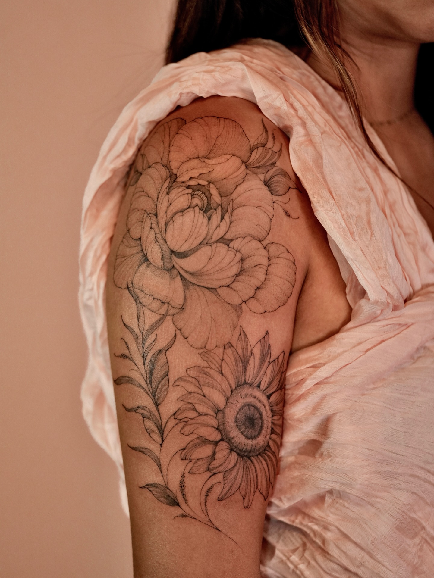 Sunflower and roses realism tattoo on the shoulder by Zalina Loriia