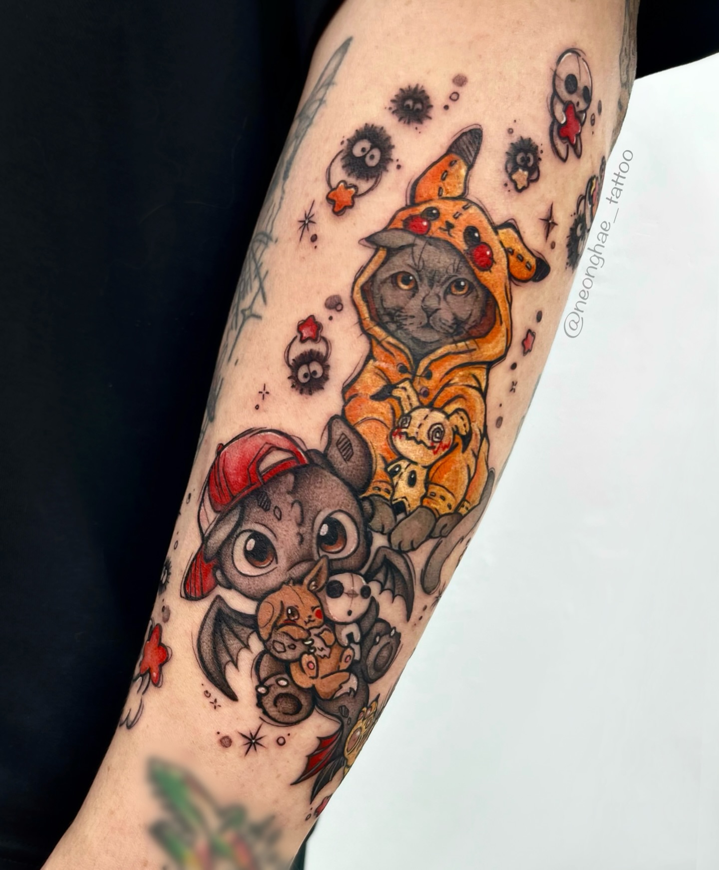 Tattoo by @neonghae_tattoo — american_traditional, dotwork