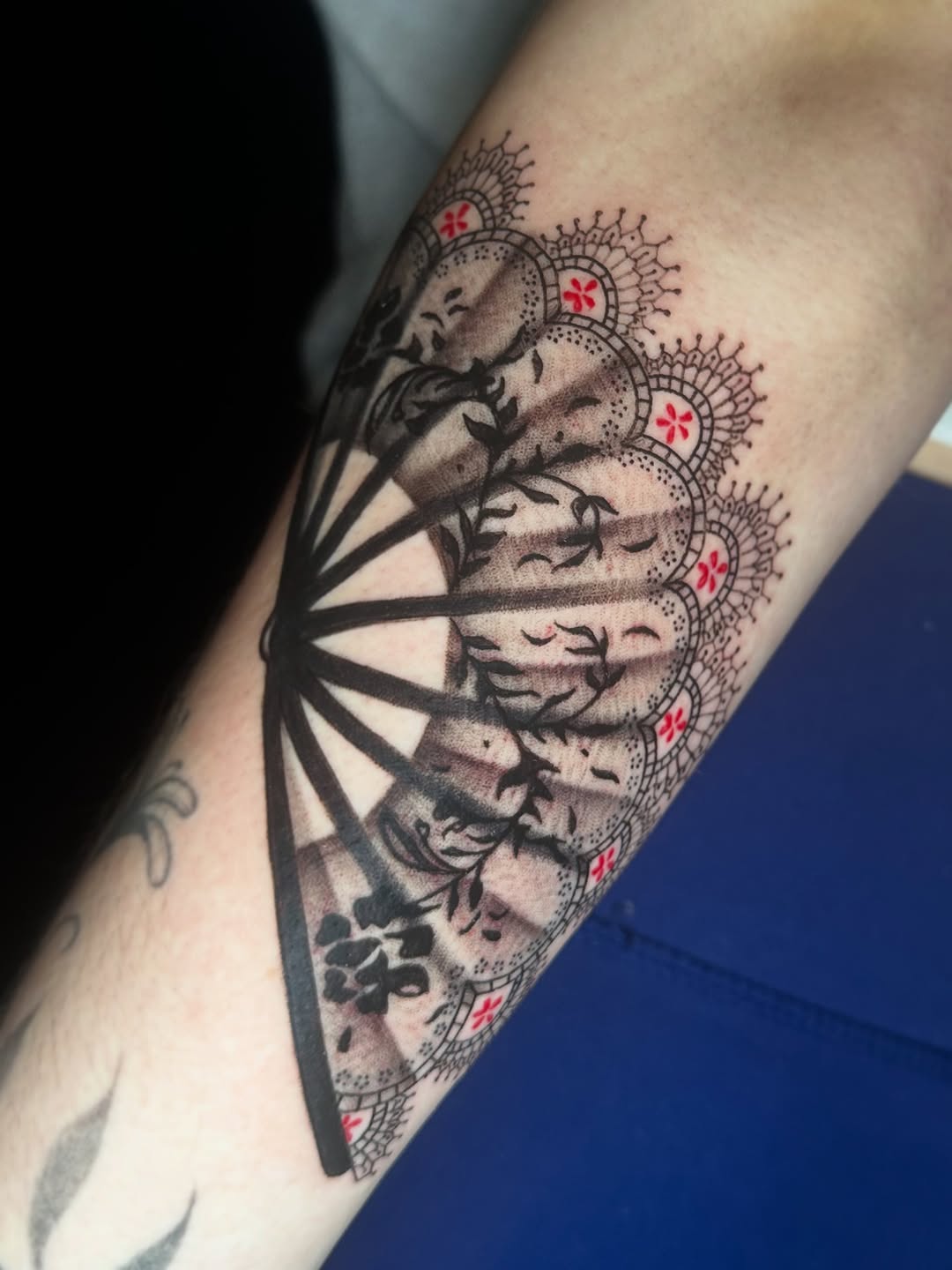 Tattoo by @tinys.tattoos — black_and_grey, ornamental