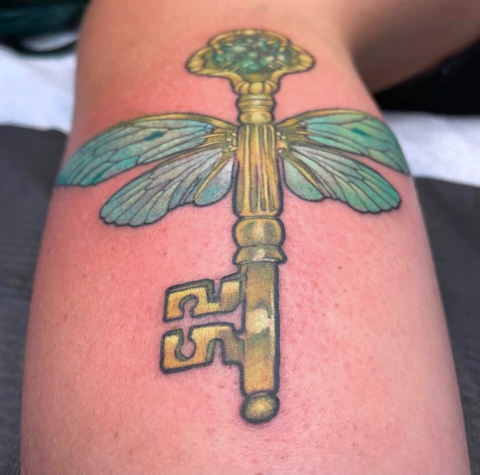 Tattoo by @pare_elyse — neo_traditional