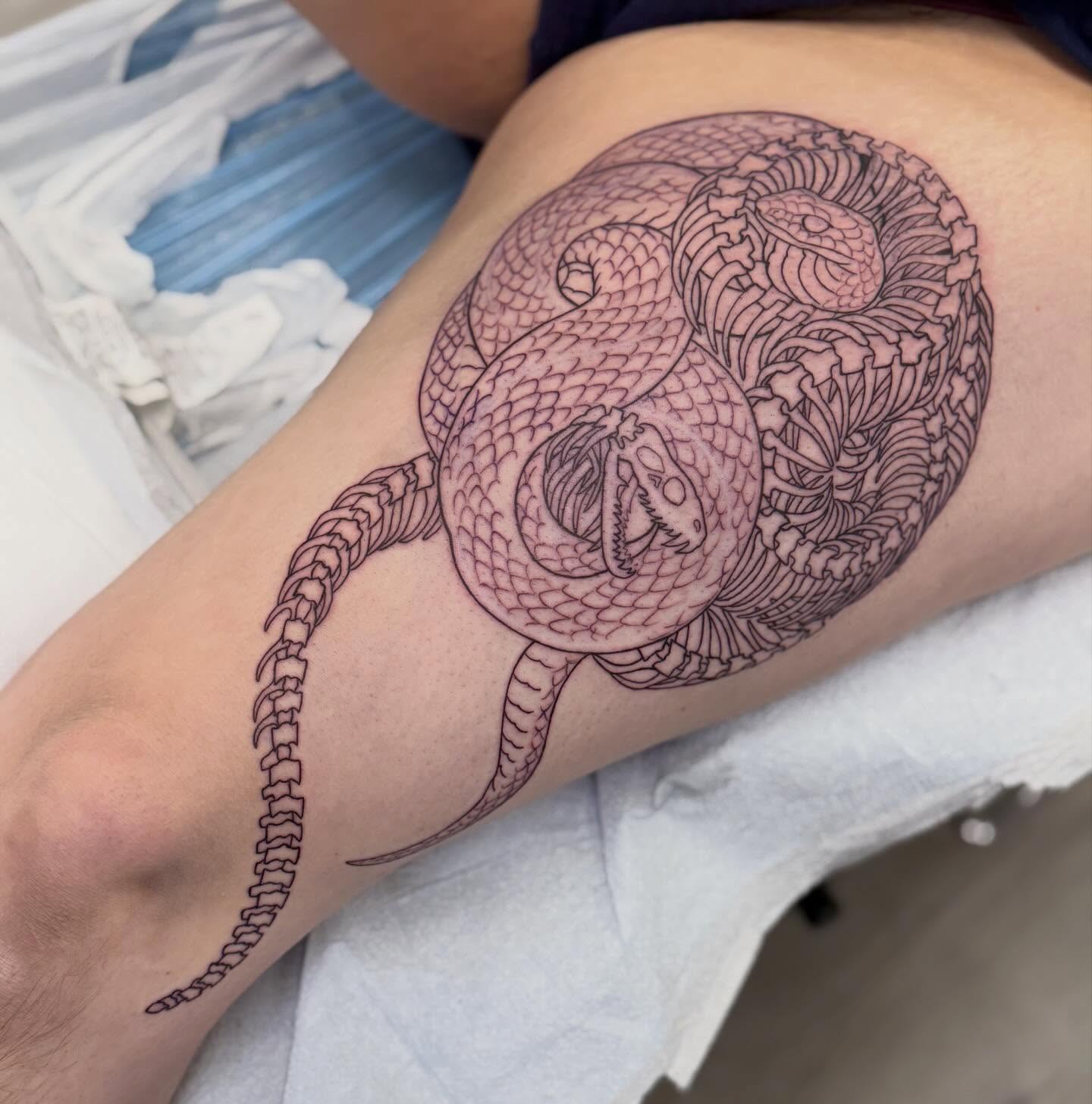 Tattoo by @tattooswithdee — black_and_grey