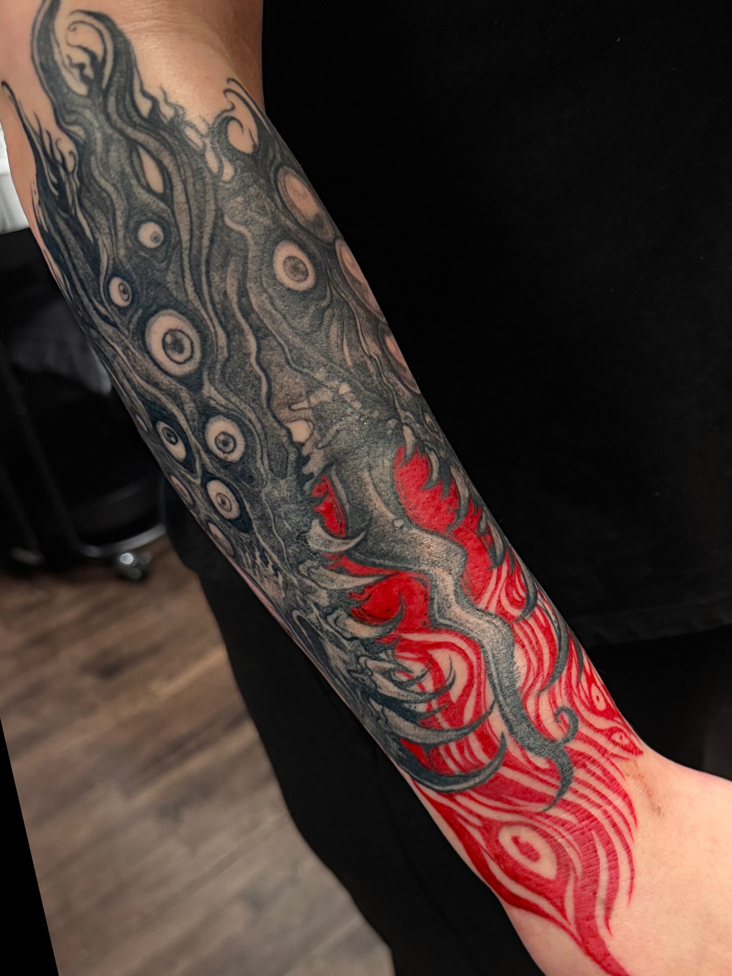 Tattoo by @blackmeddle — dotwork, japanese_irezumi