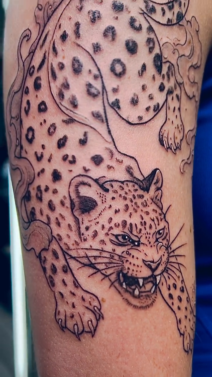 Tattoo by @kittymarietattoos โ black_and_grey, realism