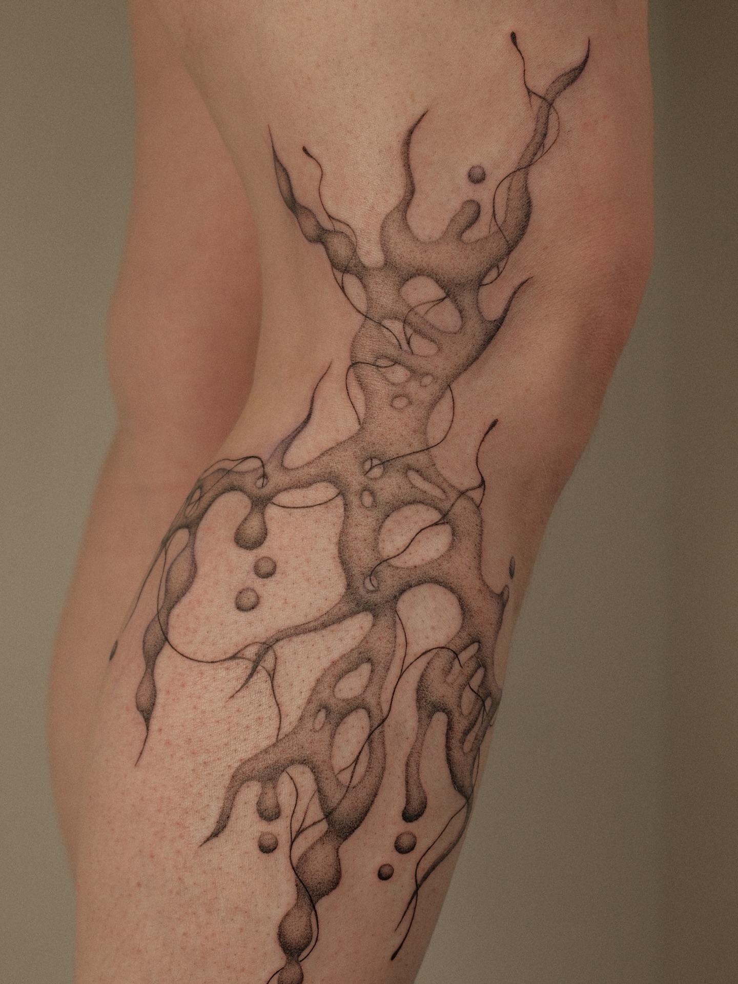 Tattoo by @earthyliltats โ dotwork, black_and_grey