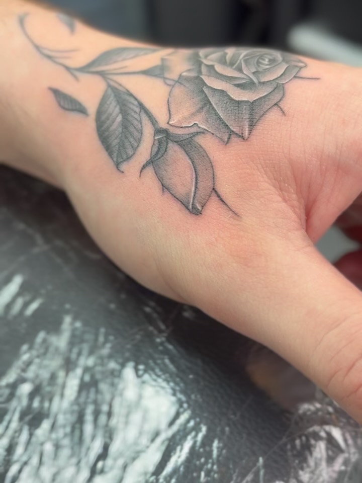 Tattoo by @ivan.tattoos95 — black_and_grey