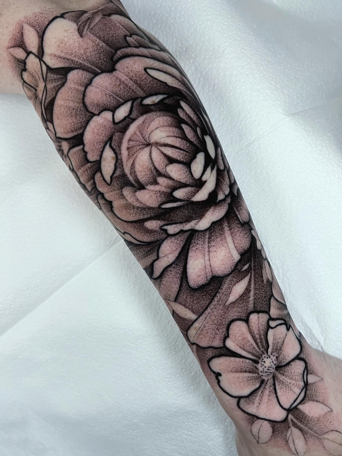 Tattoo by @annawolfftattoos — dotwork, black_and_grey