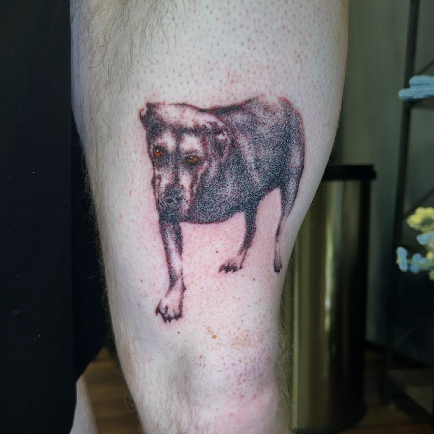 Tattoo by @lisa_inkk — dotwork