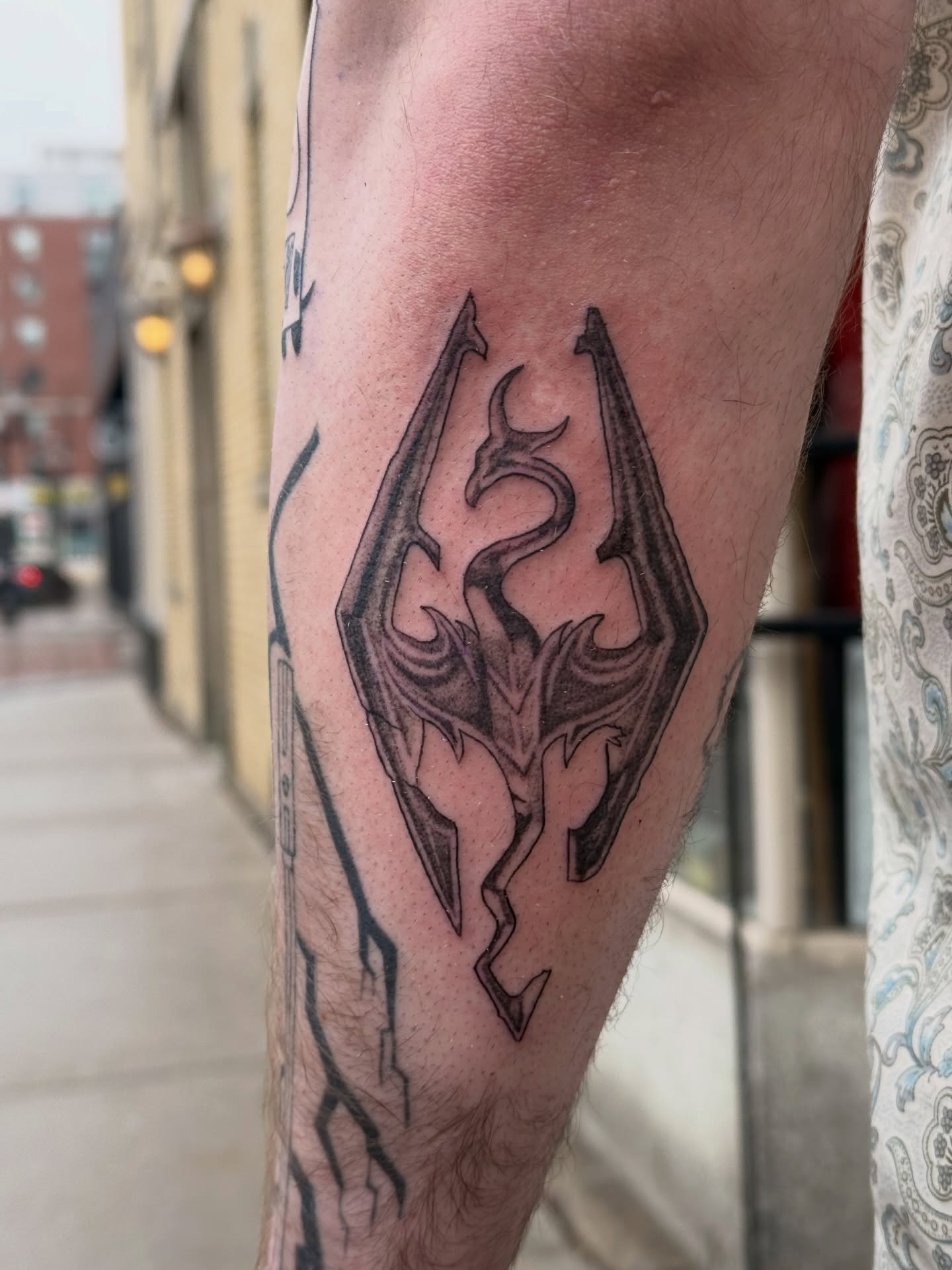 Tattoo by @mo.mo.tattoos — black_and_grey