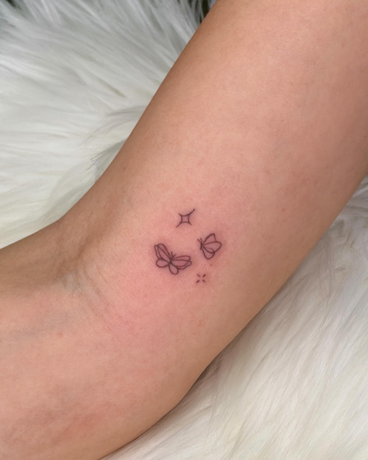 Tattoo by @inkbytheresa — minimalist