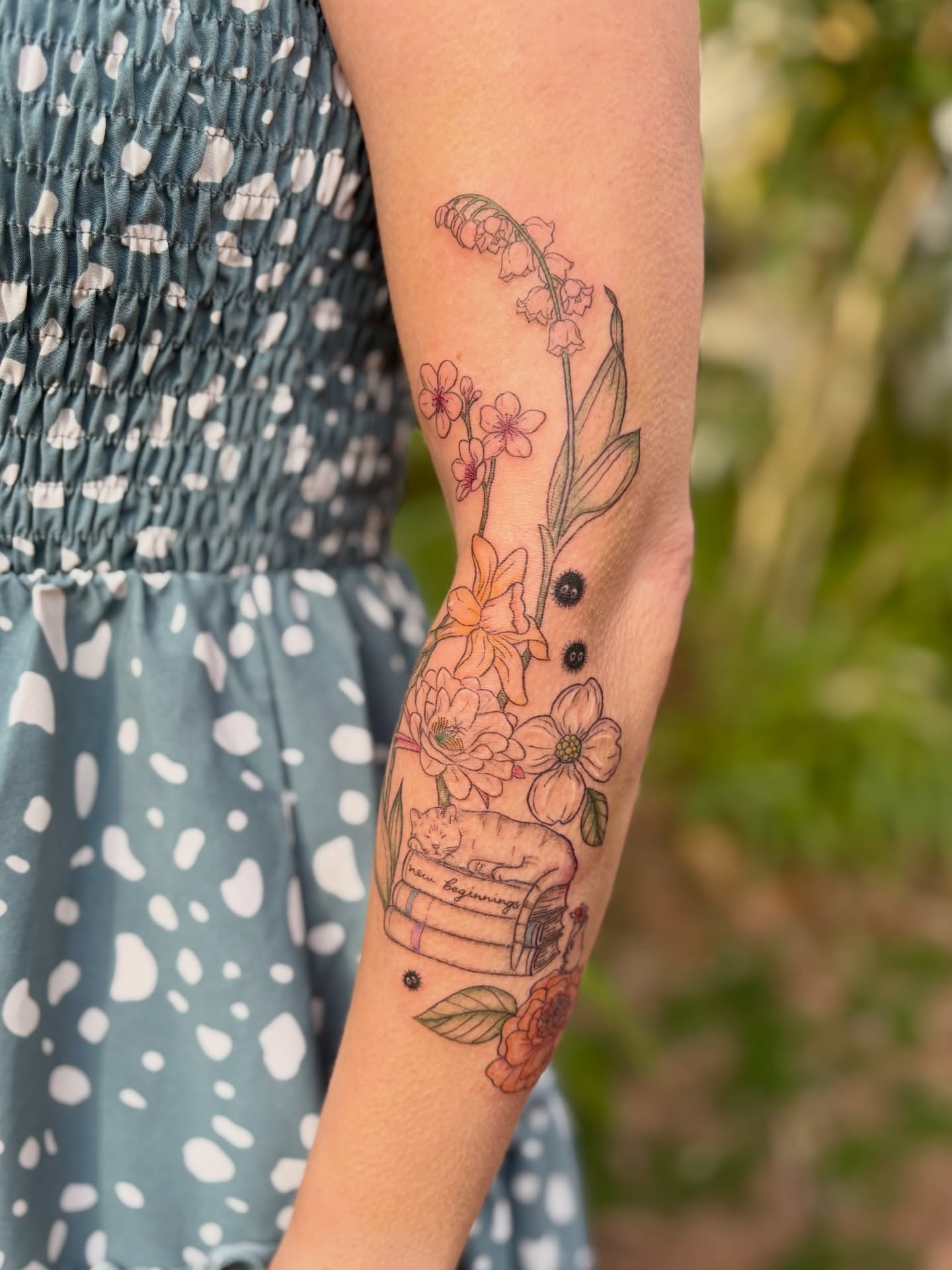 Tattoo by @damoretattoos — dotwork, realism