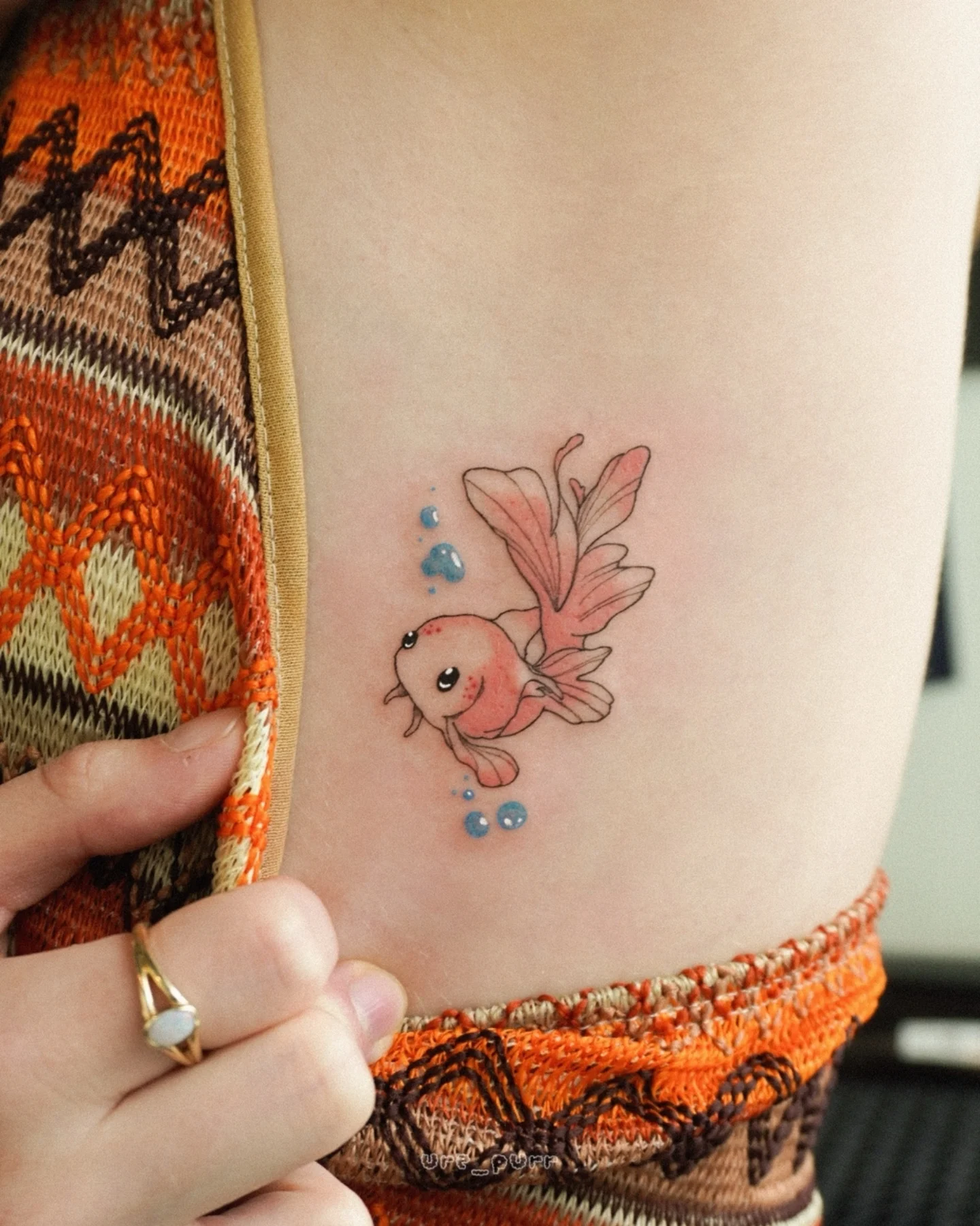 Tattoo by @yure_purr β dotwork