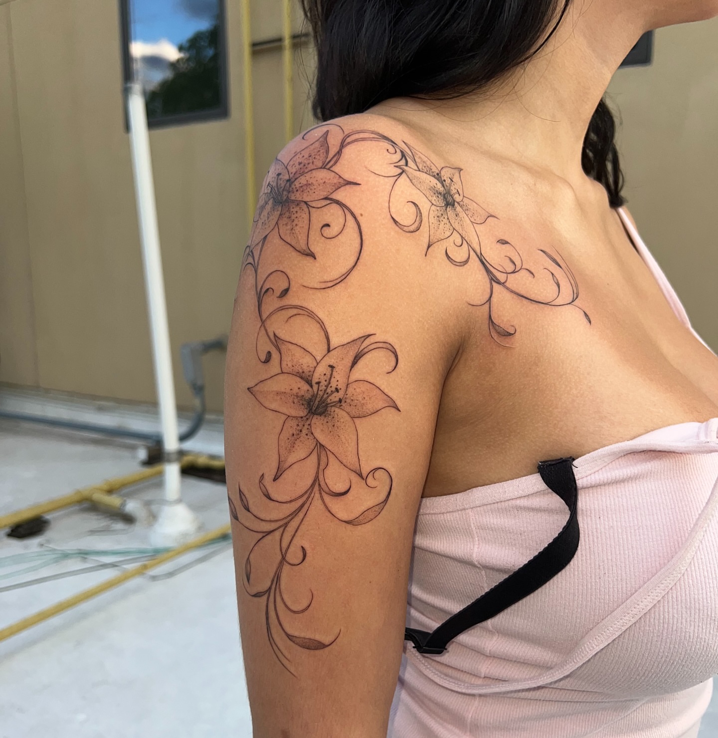 Lily black and grey tattoo on the shoulder by syiko ☆ 。・:*˚:✧。, Austin, Texas