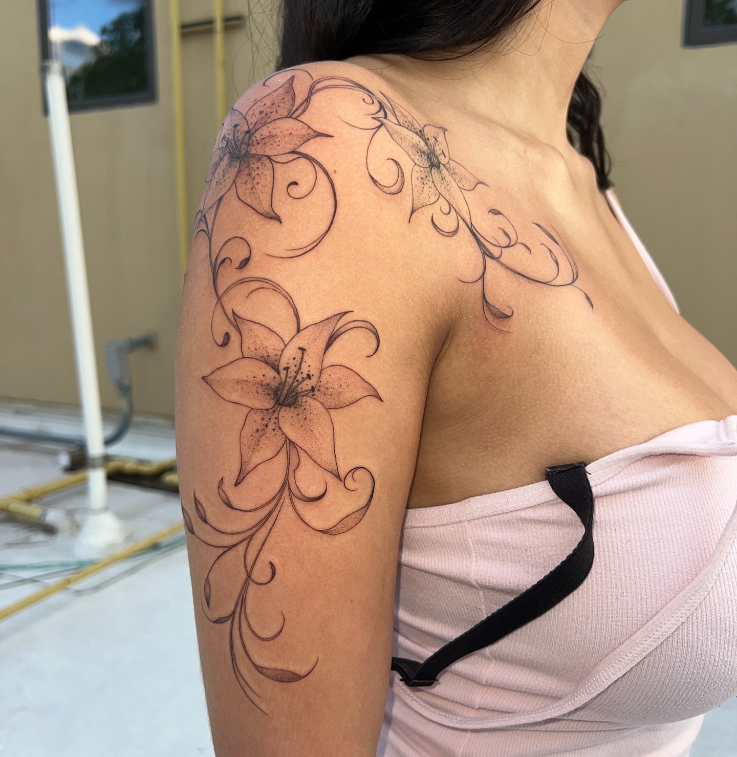 Lily black and grey tattoo on the shoulder by syiko ☆ 。・:*˚:✧。, Austin, Texas