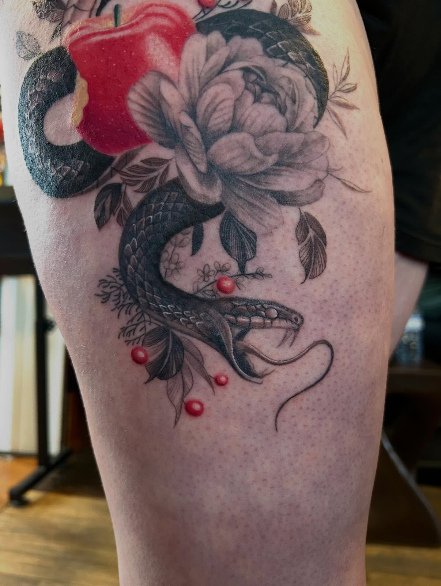 Tattoo by @khloztatz — american_traditional, realism