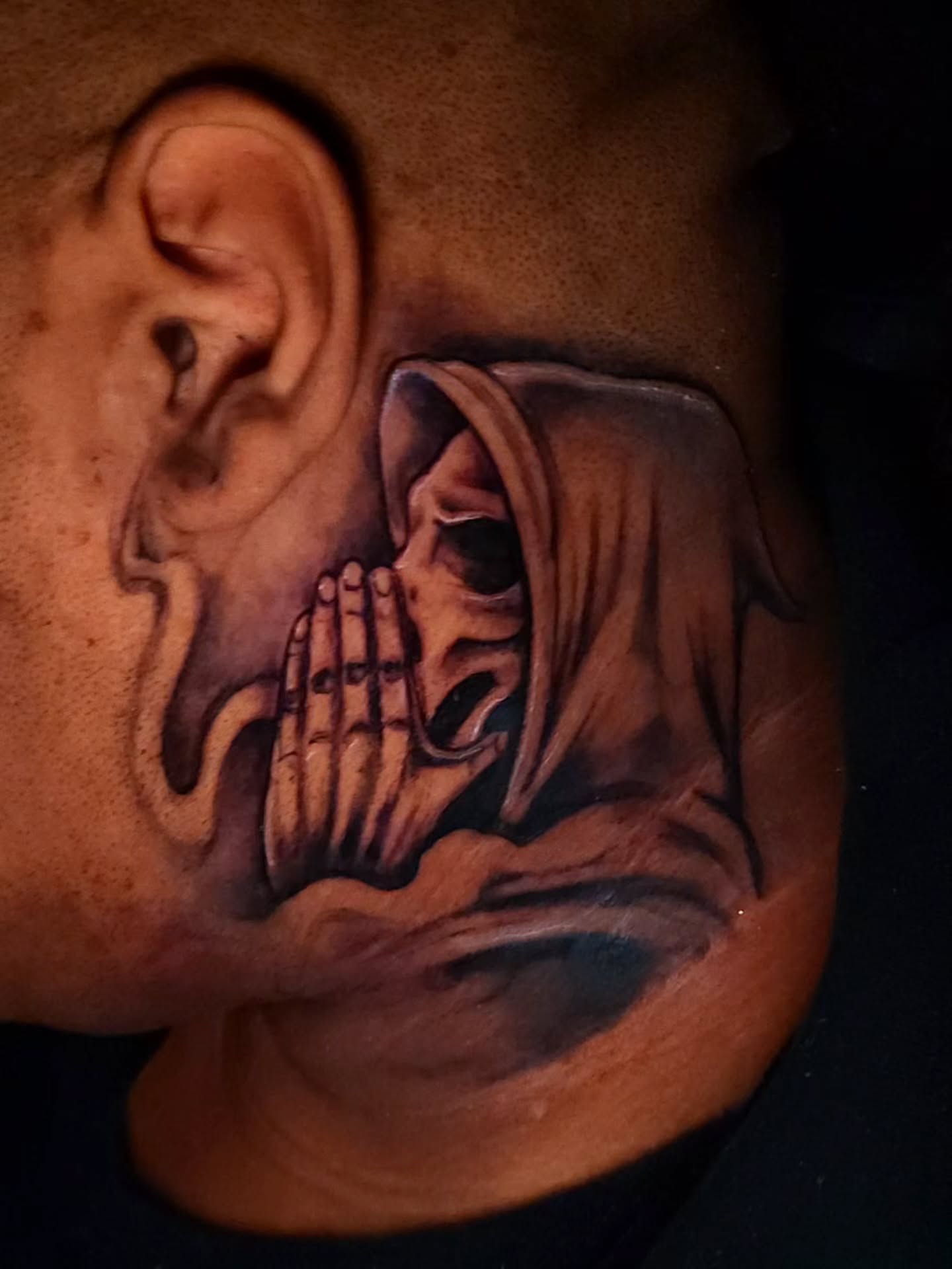 Praying hands with skull dark realism tattoo on the neck by 🗣 No Minors🔞‼️‼️‼️