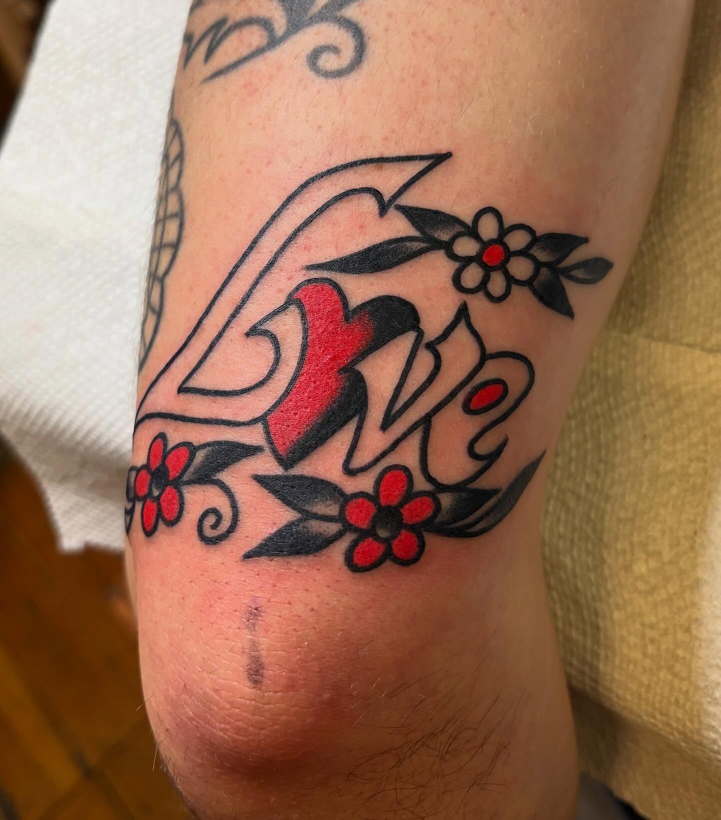 Tattoo by @mishkatraditional — american_traditional