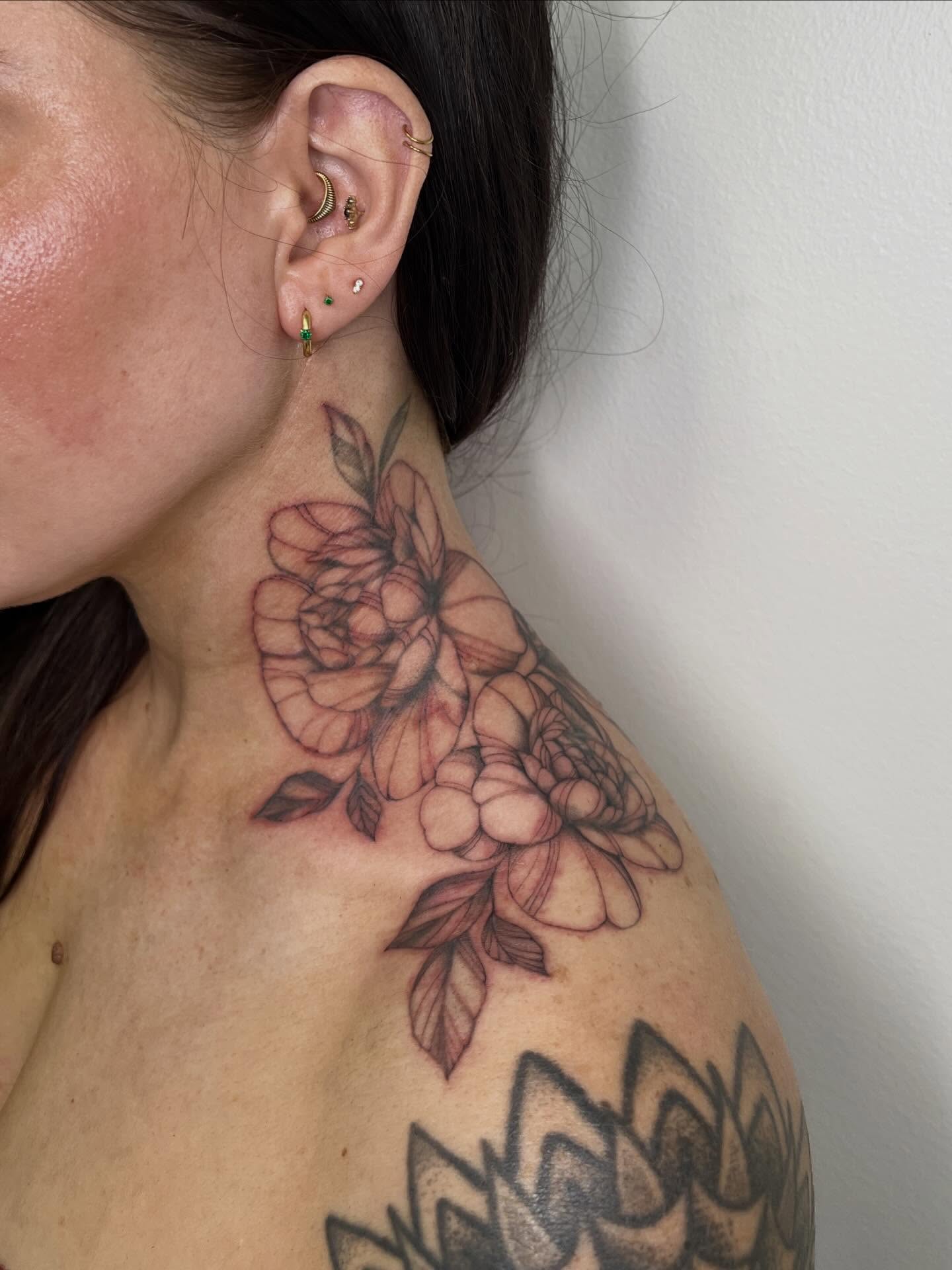 Floral arrangement black and grey tattoo on the neck by Presley Tattoos, Murfreesboro, Tennessee