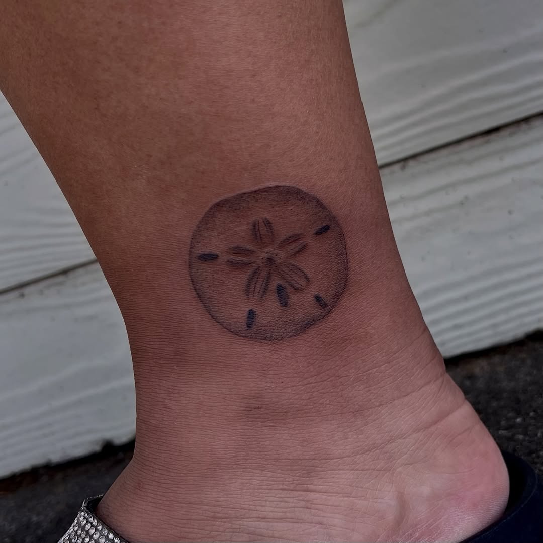 Tattoo by @drewonaperson β fine_line, black_and_grey
