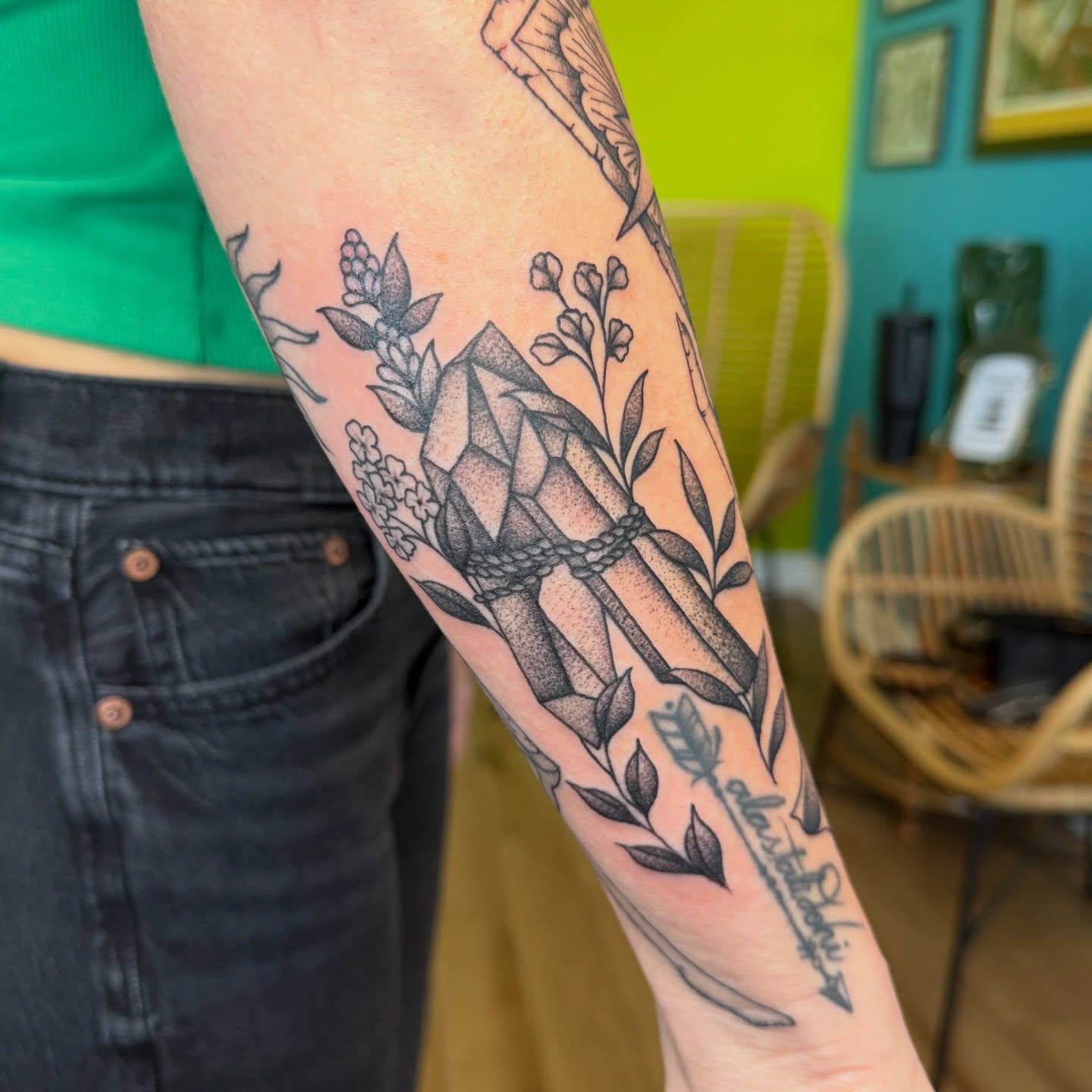 Tattoo by @taylormade_tst — dotwork, geometric