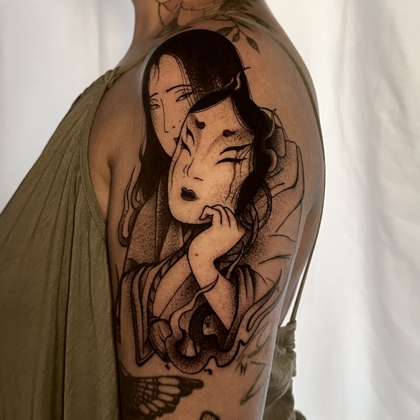 Tattoo by @tatuadoratallissa — dotwork, black_and_grey