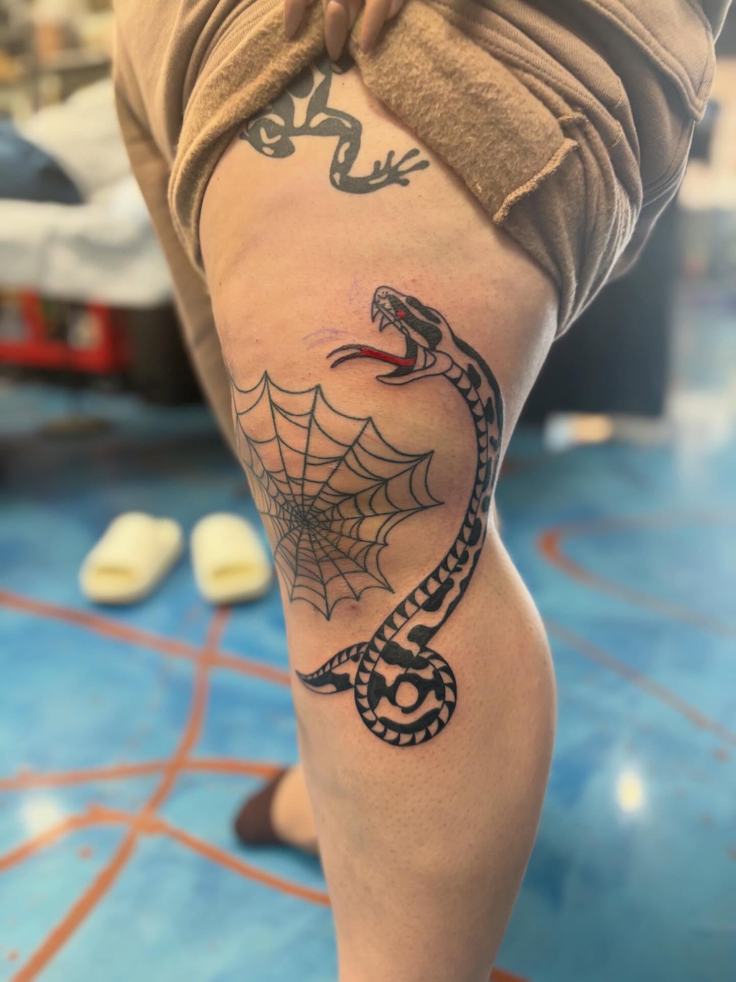 Tattoo by @camsykestattoos — black_and_grey