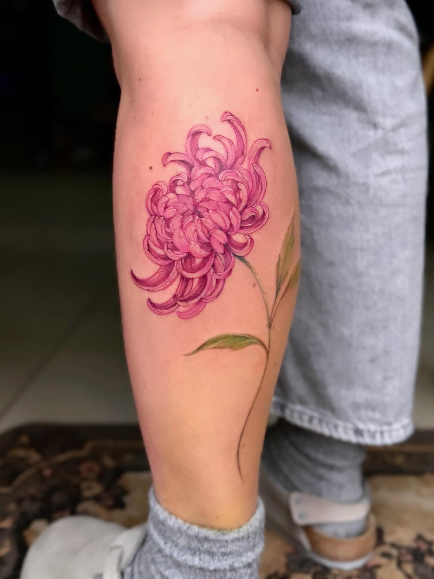 Tattoo by @shishkina_art โ realism