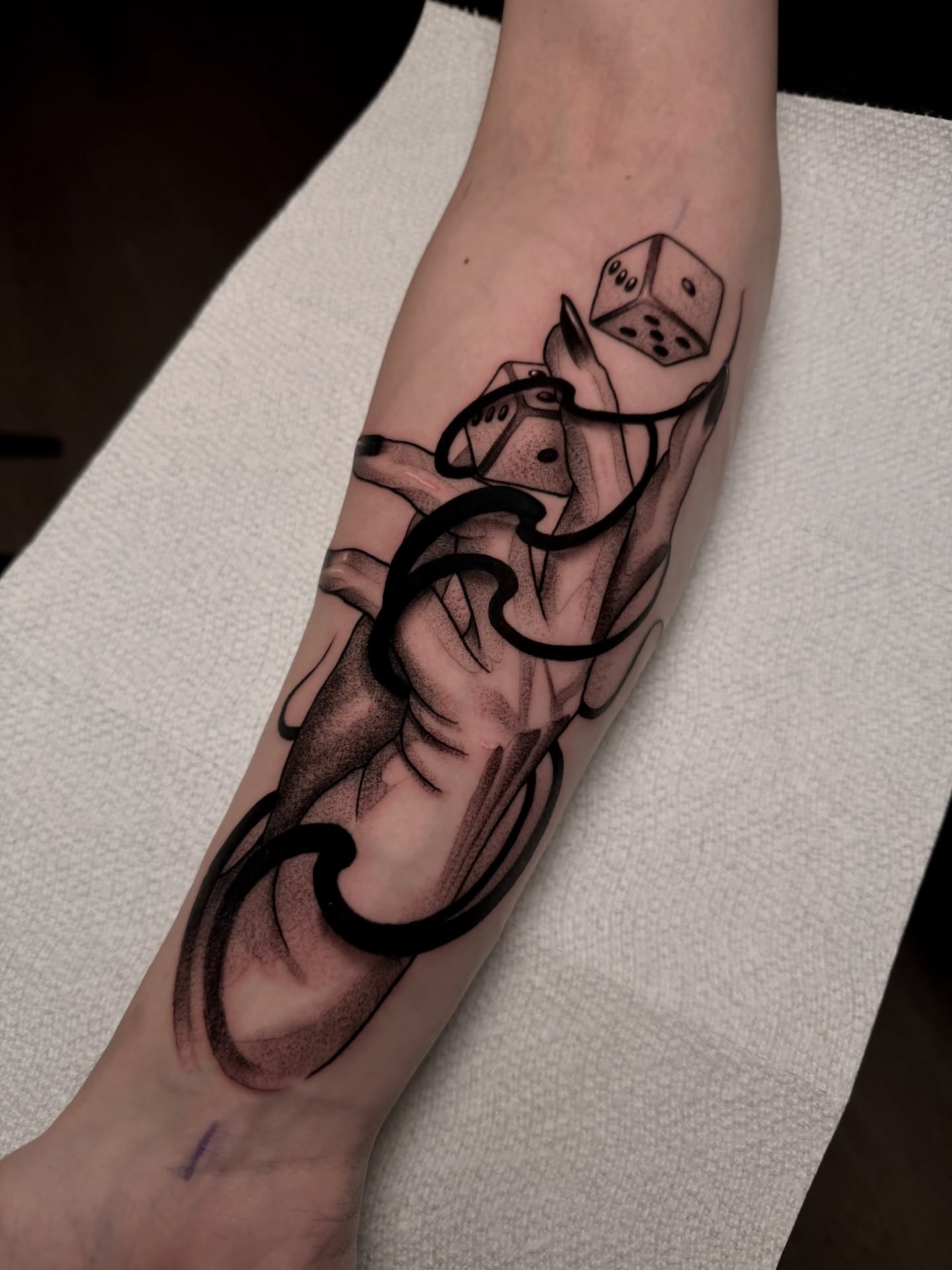 Tattoo by @robiscoffee — black_and_grey