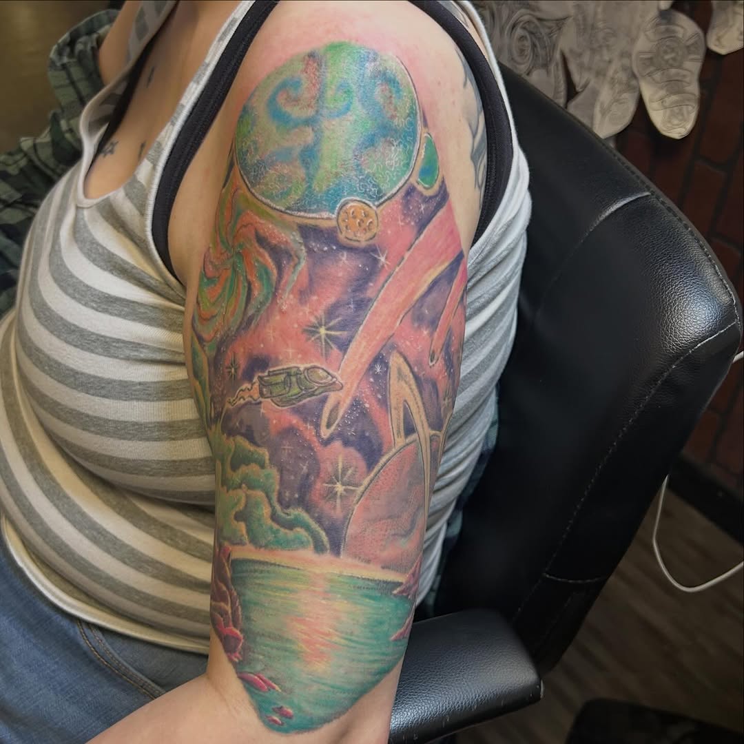 Tattoo by @izeatyerbrainz β realism, new_school