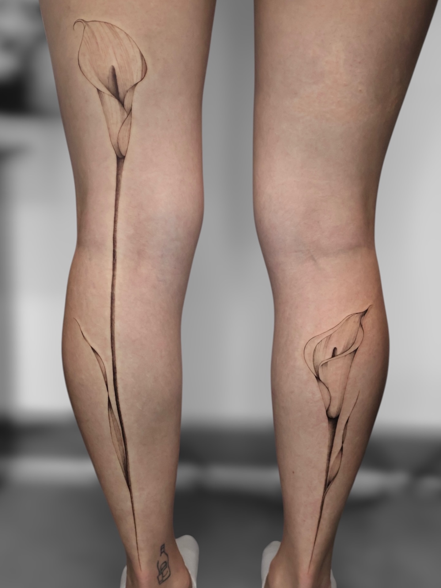 Tattoo by @milenamano.tattoo — black_and_grey