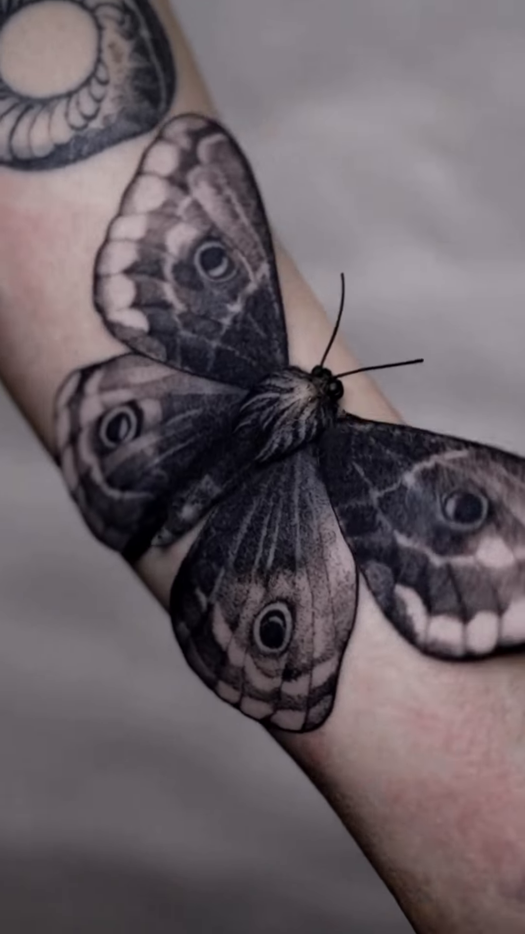Tattoo by @zozutattoo — realism, black_and_grey