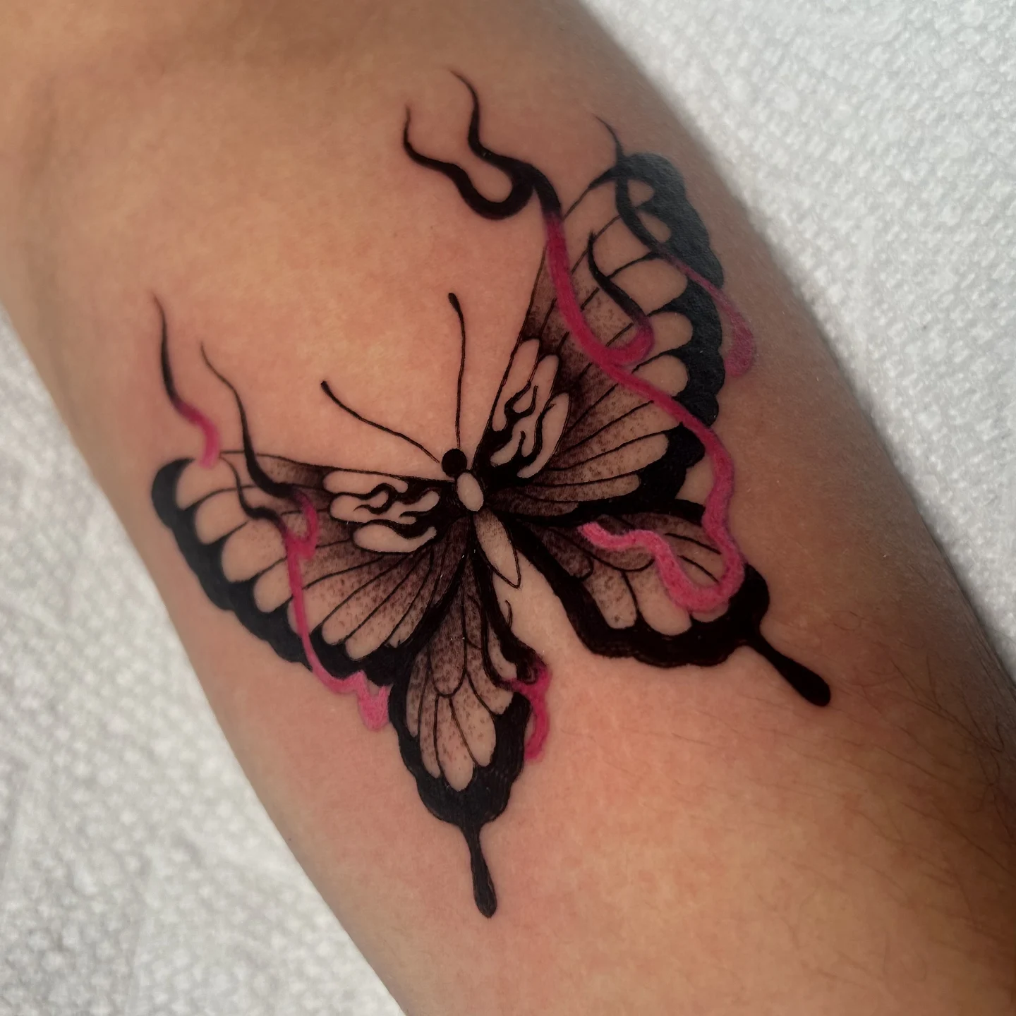 Tattoo by @chloemarietattoos โ new_school, realism