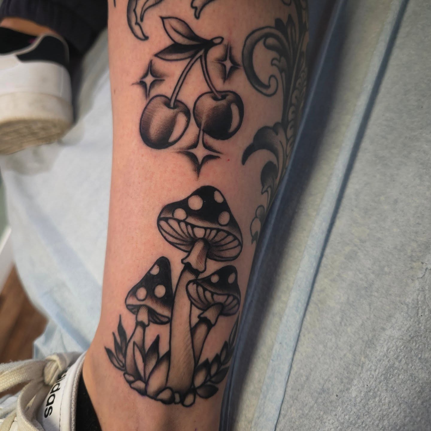 Tattoo by @jballardtattoos — black_and_grey