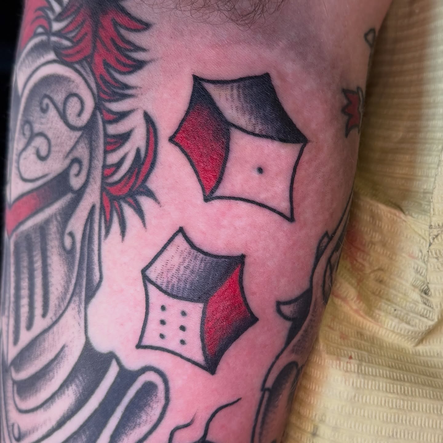 Knight's armor American traditional tattoo on the forearm by Traddy Maddie ๐