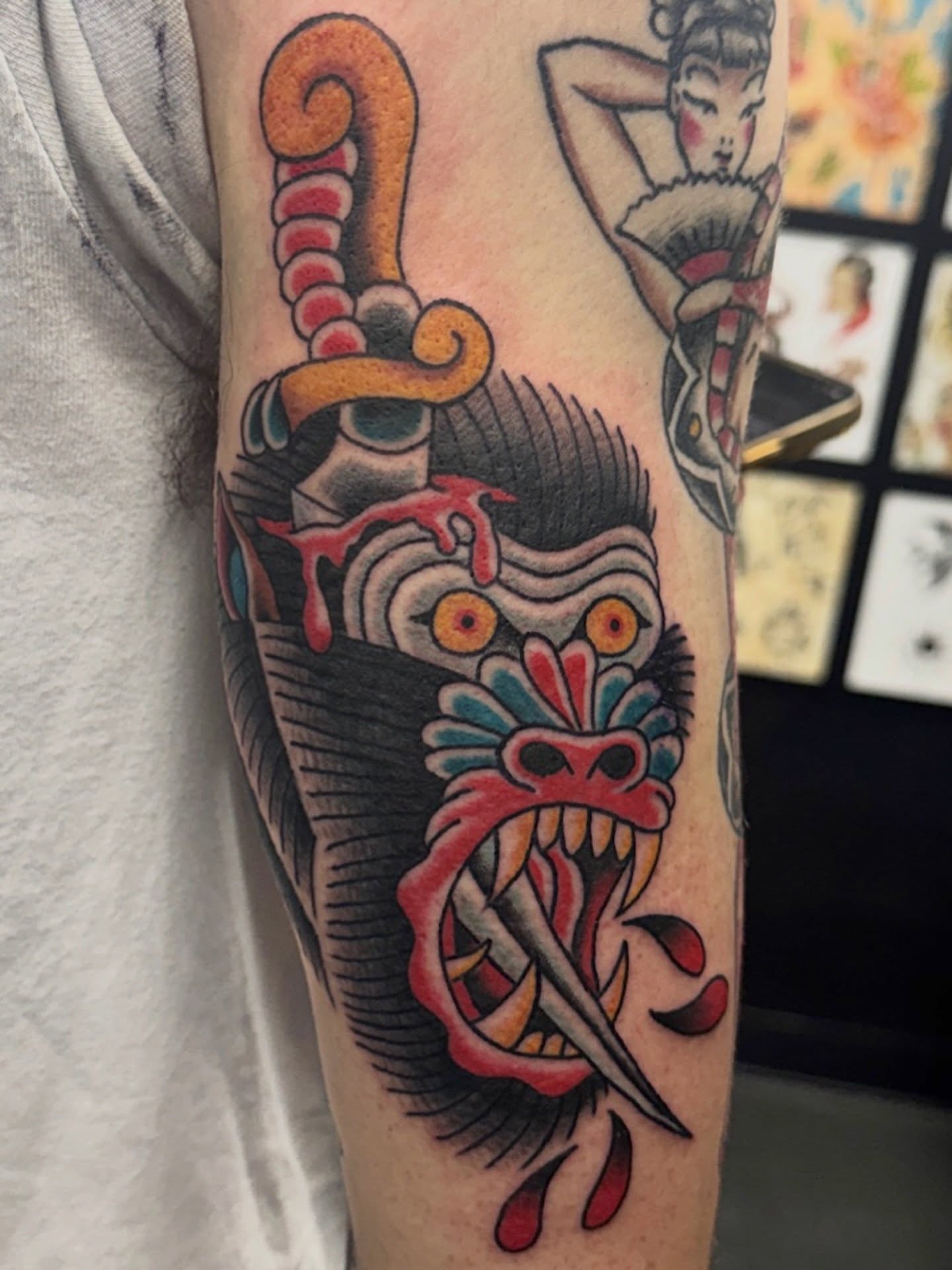 Tattoo by @dis.asterkane.tattoos — american_traditional, neo_traditional