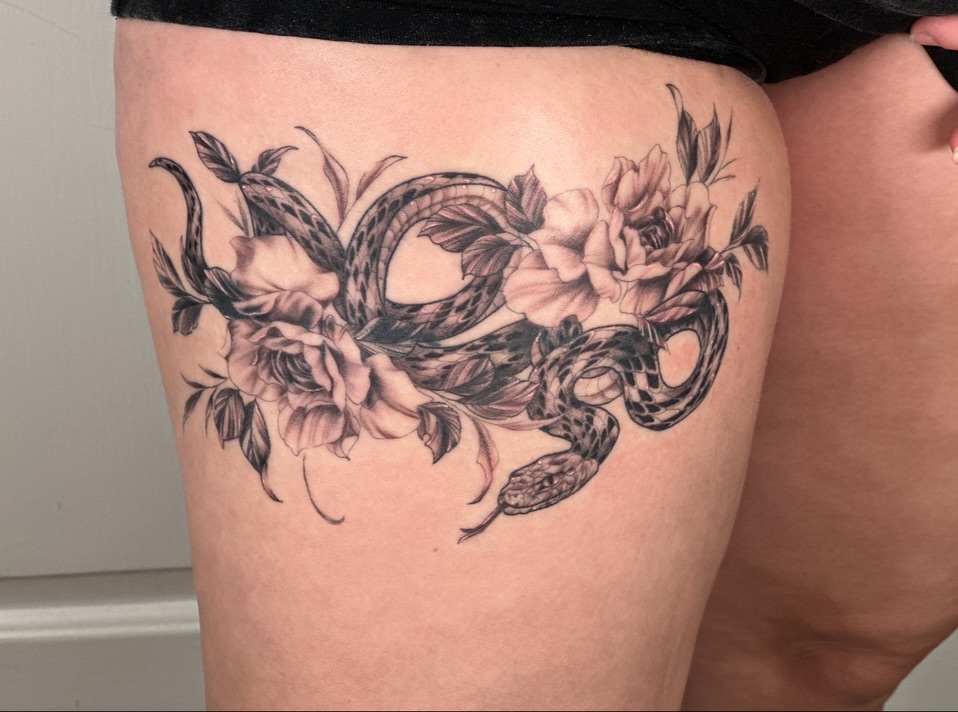 Tattoo by @nicolettemadlyne — realism, black_and_grey