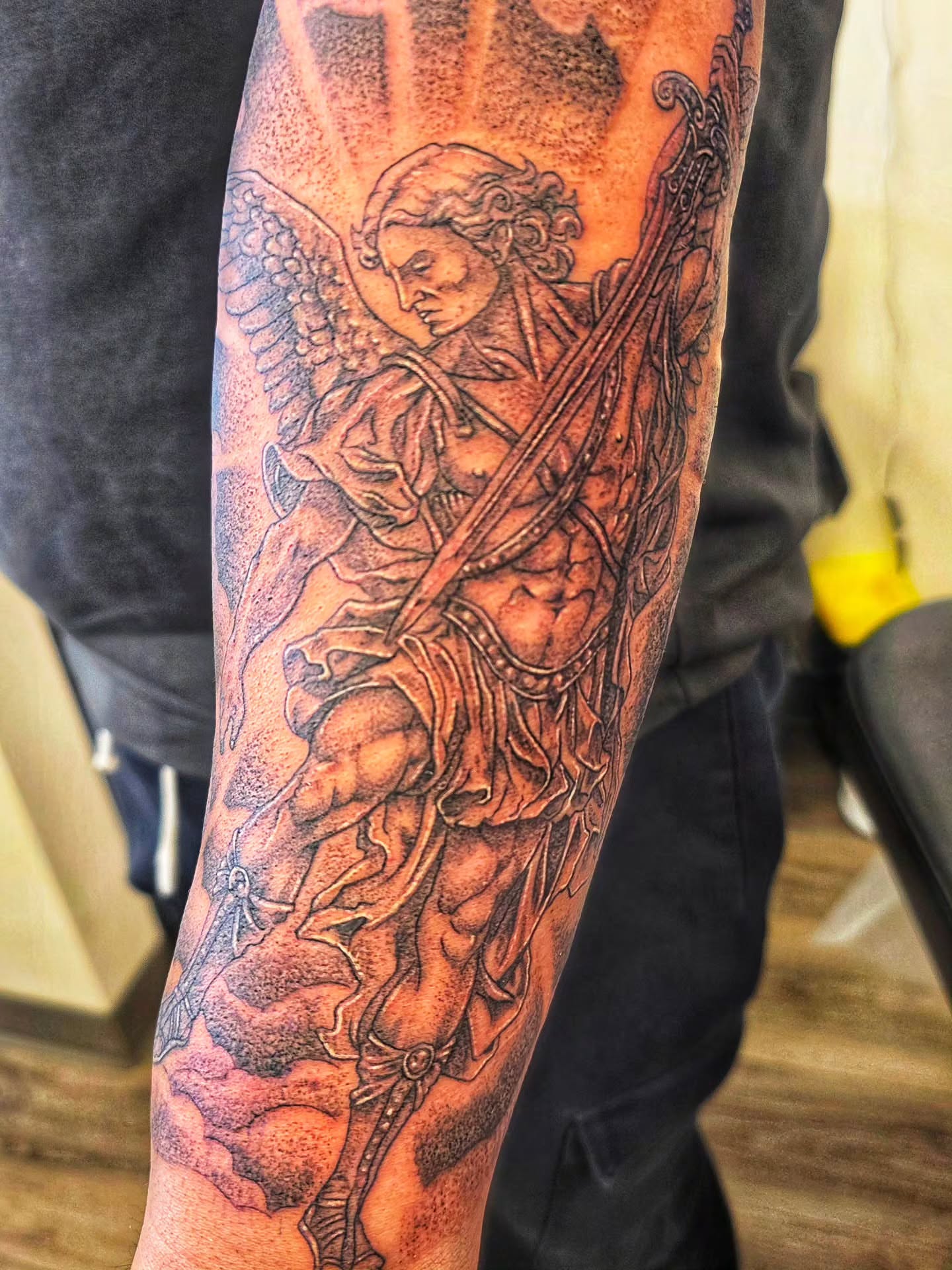 Tattoo by @robby_patiu — dotwork, realism