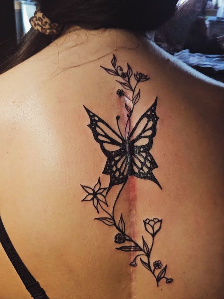 Tattoo by @ammyfoste — fine_line, black_and_grey