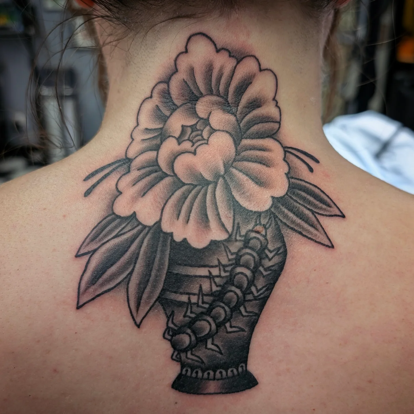 Tattoo by @medusaslaysss — black_and_grey