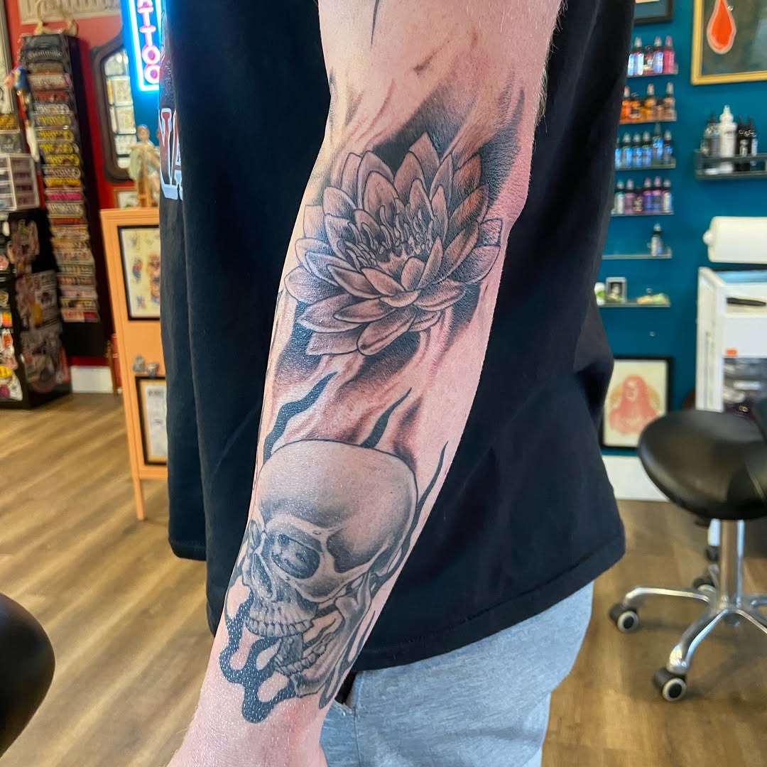 Tattoo by @purus_form โ realism, black_and_grey