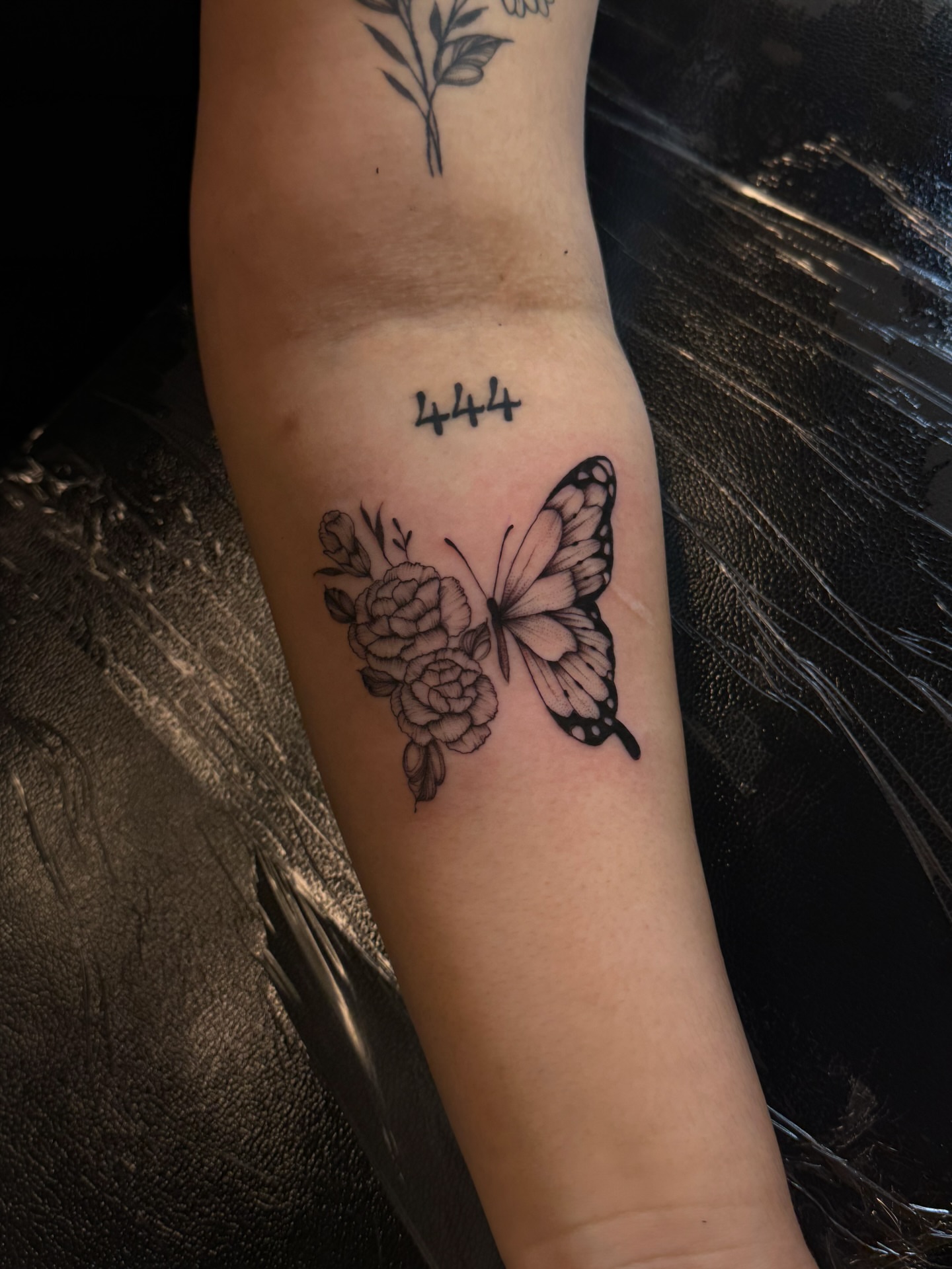 Tattoo by @fineline_lau — black_and_grey