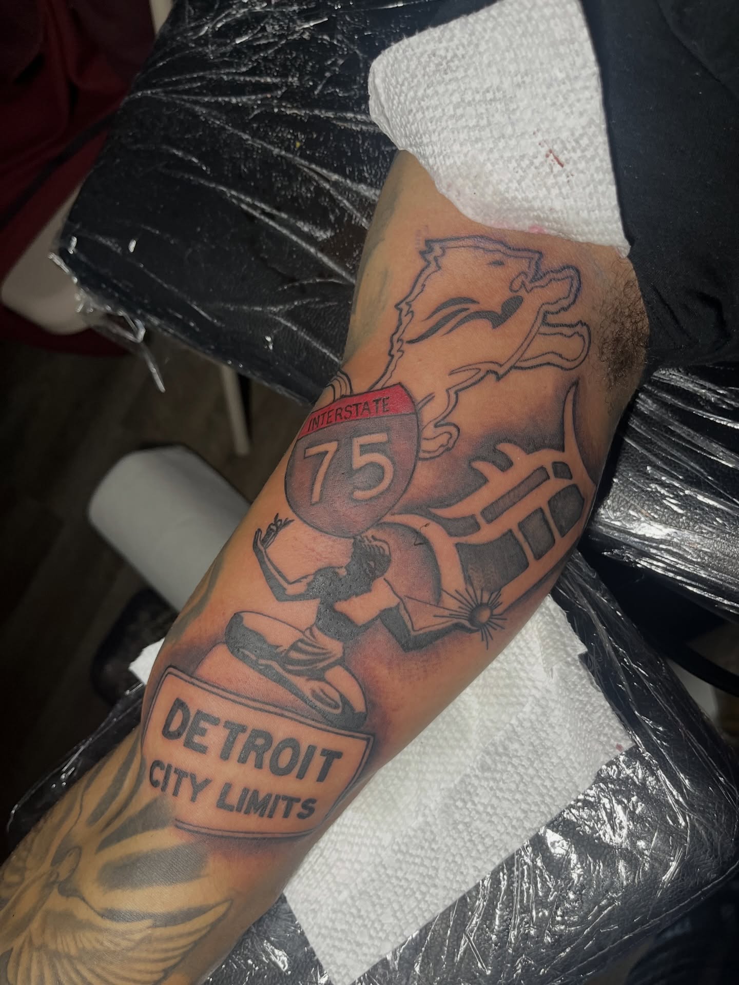Detroit city limits sign American traditional tattoo on the forearm by Tam💟👩🏽‍🎨