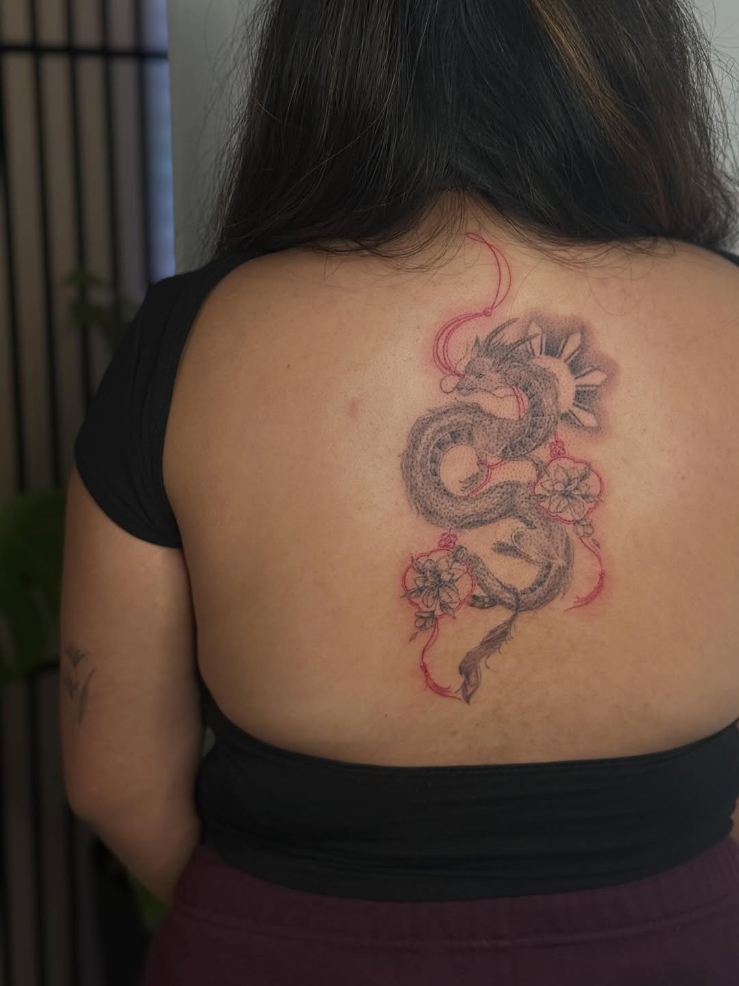 Tattoo by @divinithuy — black_and_grey, japanese_irezumi