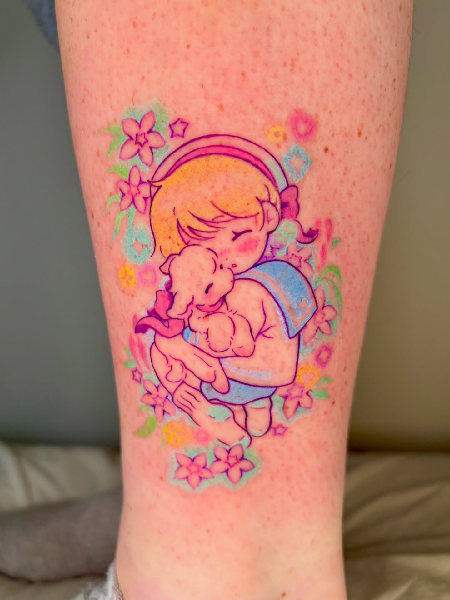 Child holding teddy bear new school tattoo on the leg by ๐ฎ๐ถ๐ ๐ โงโห โโ.