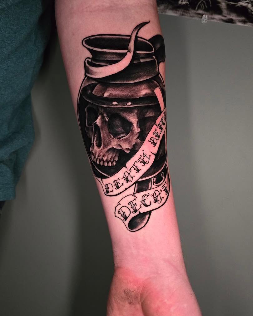 Tattoo by @tanktat2z — american_traditional, black_and_grey