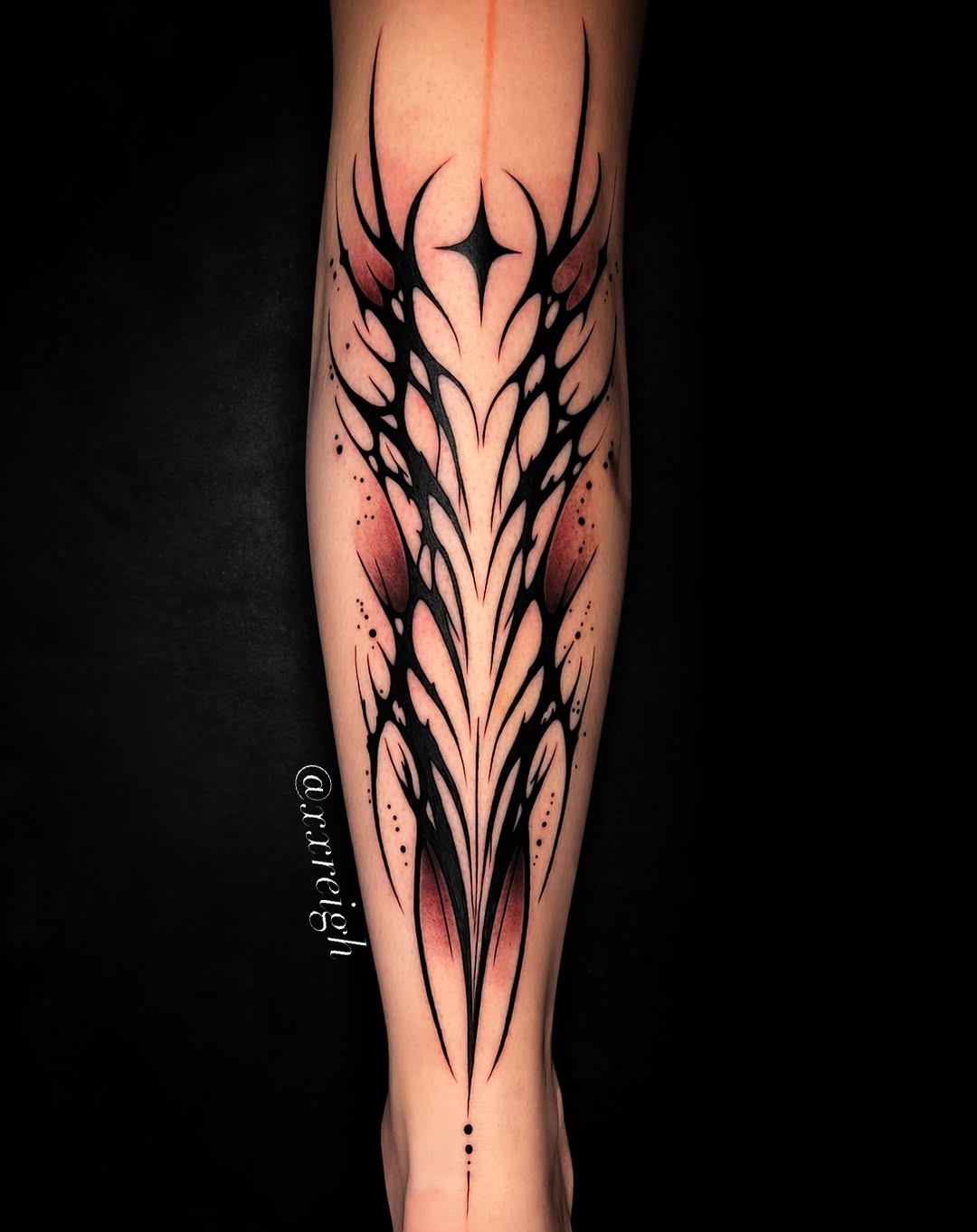 Tattoo by @xxreigh — blackwork, ornamental
